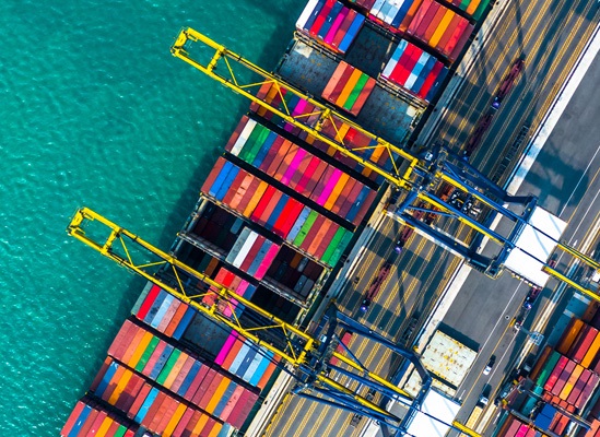 Leia mais sobre o artigo Como o comércio mundial de commodities impacta o preço da comida no Brasil