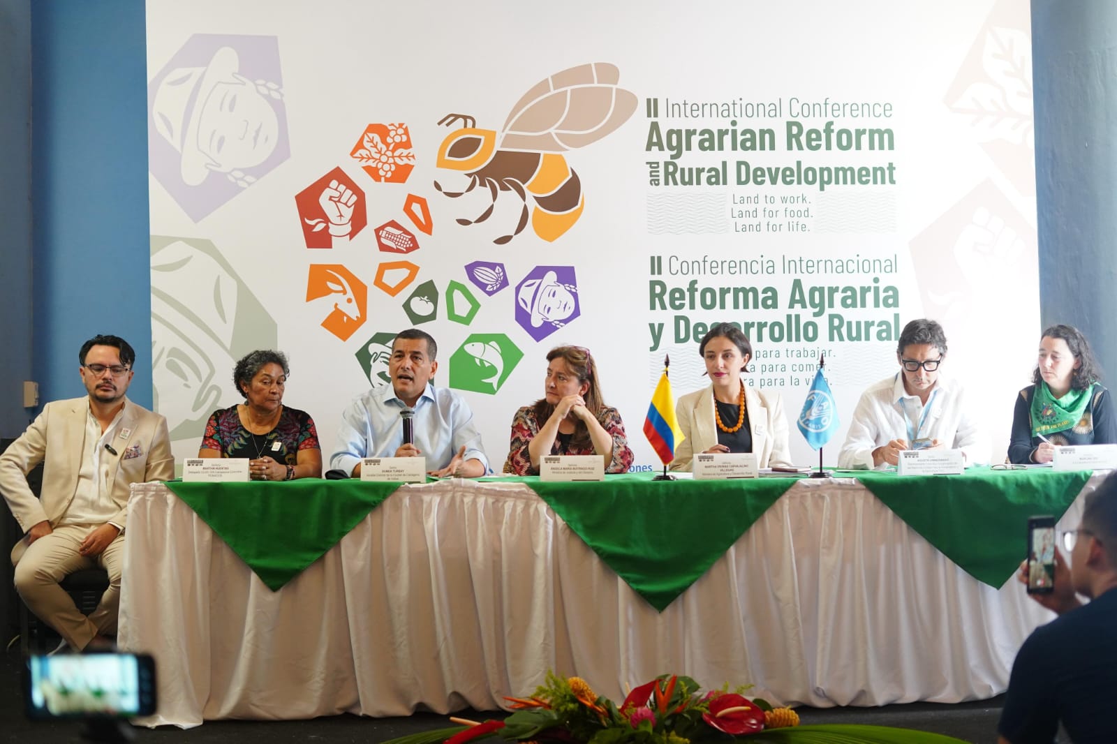 Leia mais sobre o artigo ¡Ya es oficial! Cartagena acogerá la Segunda Conferencia Internacional sobre Reforma Agraria y Desarrollo Rural (CIRADR+20)