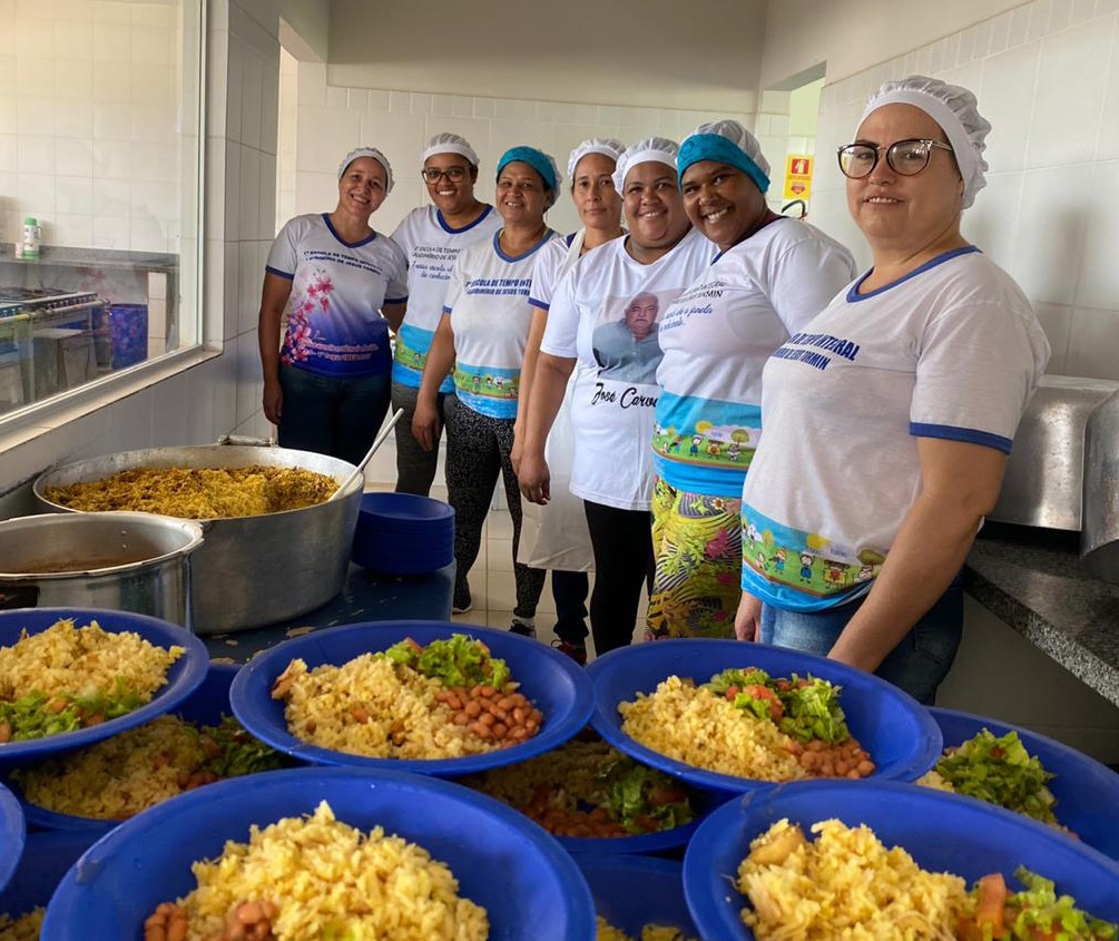 Leia mais sobre o artigo Elementos facilitadores e dificultadores no processo de compra da agricultura familiar para a alimentação escolar no Brasil