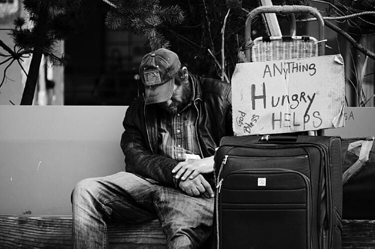 Leia mais sobre o artigo Para baixar a febre, Trump quebrou o termômetro