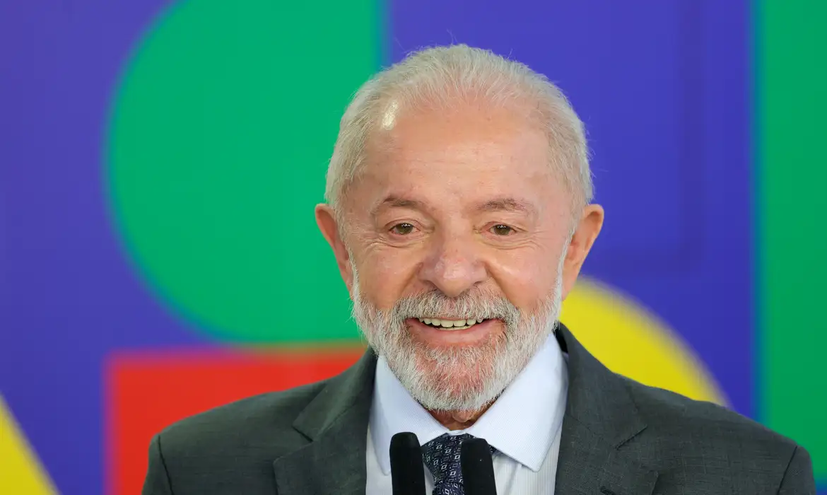 Leia mais sobre o artigo Lula vai a Roma para reunião de aliança global contra a fome