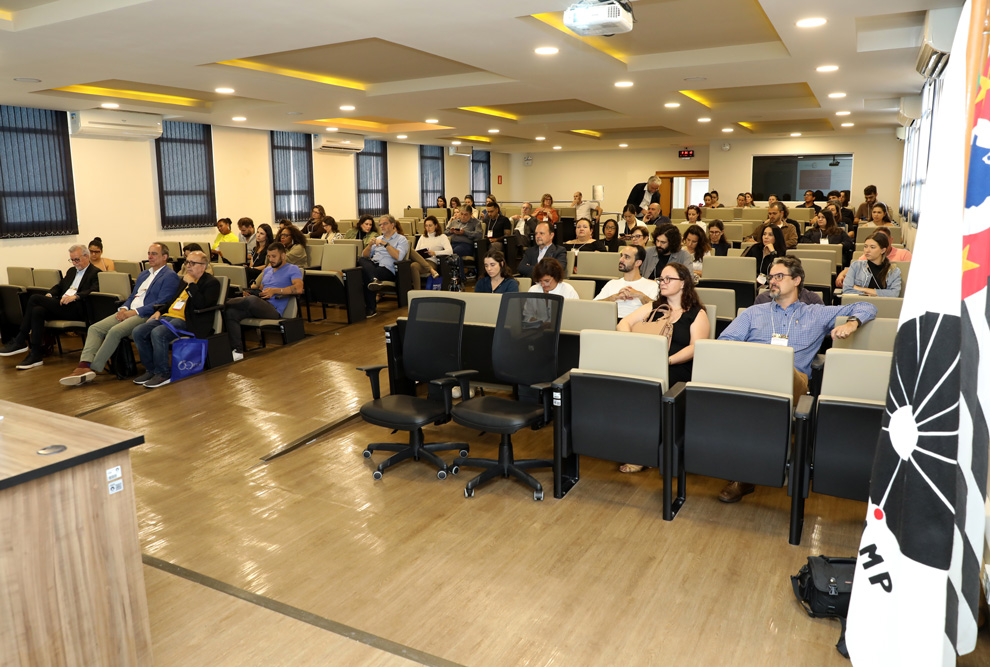 Leia mais sobre o artigo Momentos loucos e tumultuados podem ser desafios para boas oportunidades