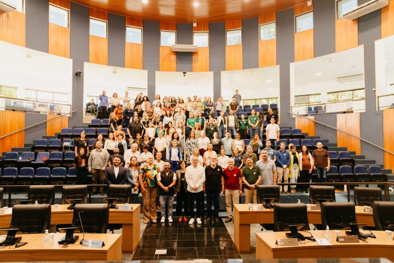 Leia mais sobre o artigo São José dos Pinhais implanta PNAE Agroecológico para fortalecer agricultura familiar e ampliar alimentação saudável nas escolas